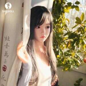 SHEDOLL青檸158cm初戀系棉花糖肌C杯少女 - 純白百褶裙の鄰家妹妹風｜全身仿真紋理+可動口腔定制｜宅男幻想具現化